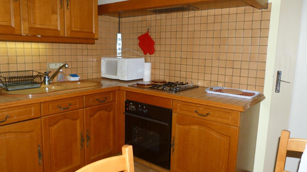 Maison De Vacances Pour 6 Personnes Avec Piscine Lainsecq Екстер'єр фото
