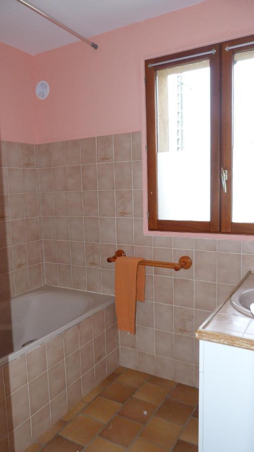 Maison De Vacances Pour 6 Personnes Avec Piscine Lainsecq Екстер'єр фото